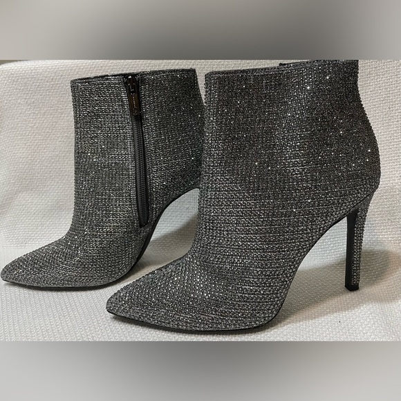 Jessica Simpson Pelina 3 booties - Picture 5 of 11